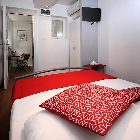 & Lasta Apartament